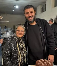 شرط عجیب مادر جواد عزتی برای همکاری در سریال وحشی: سیگار بهمن بدید، هرکاری بخواید می‌کنم!