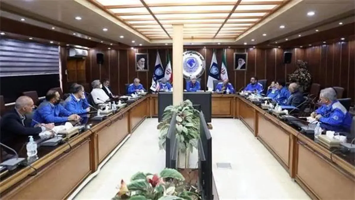 تشکیل کمیته راهبری و سامان‌دهی استفاده از ظرفیت‌های نخبگی و دانش‌بنیانی در گروه صنعتی ایران‌خودرو