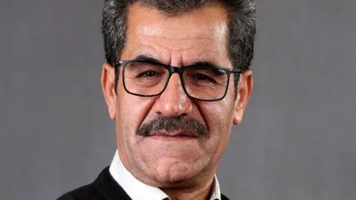 بازی ایران با چند کارت مختلف