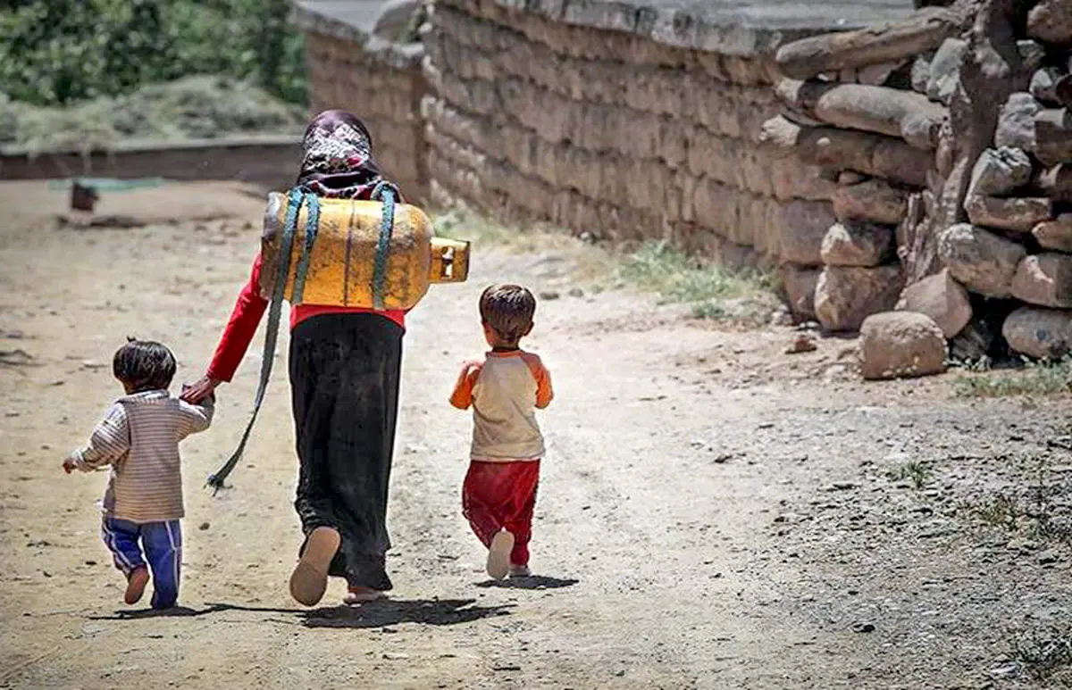 کودکانِ قربانیِ فقر