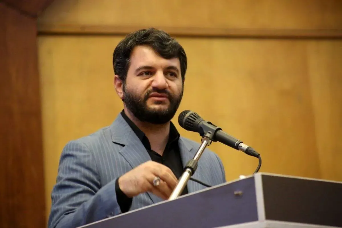 حل مشکل دبیر شورای عالی مناطق آزاد با مناطق آزاد!