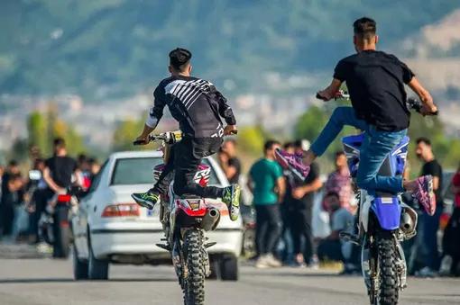 تفریحات مرگبار با موتورسیکلت/ عکس:مهدی محبی پور