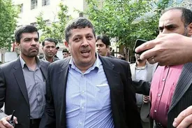 وکیل مهدی هاشمی: مهدی هاشمی با آزادی مشروط از زندان آزاد شد