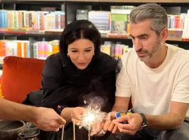 قاب عاشقانه مجتبی جباری و همسرش/ عکس