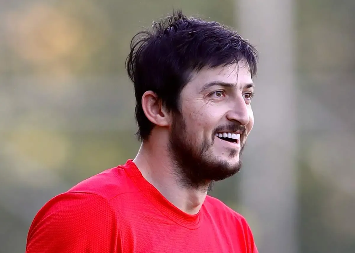 تهران گرم‌تر از دبی برای سردار!