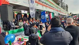 تاکید بر حمایت از اقتصاد و مردم در پایگاه بانک صادرات ایران در جشن ۲۲ بهمن