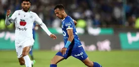 کامنت جنجالی مدافع استقلال زیر پست فرهاد مجیدی/ عکس