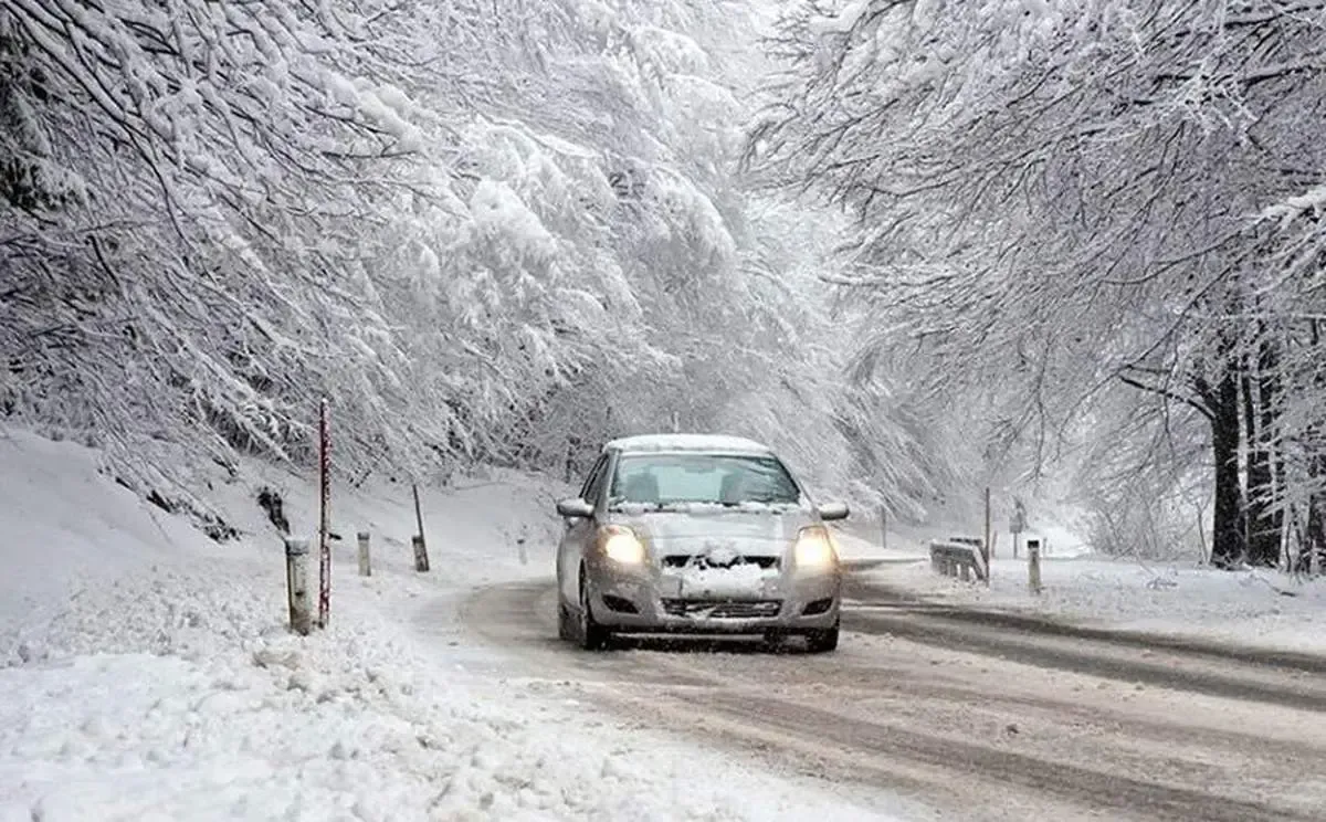 بارش برف شدید دوشنبه و سه شنبه 26 فروردین در این مناطق/ رعد و برق و رگبار
