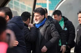 حمله تند شاهرخ بیانی به نکونام؛ ترسو!