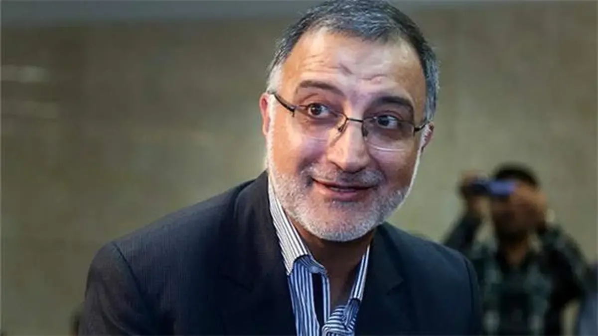 خودم را قوی‌تر از بقیه می‌دانم/ احترام ۶ نفر دیگر را حفظ می‌کنم