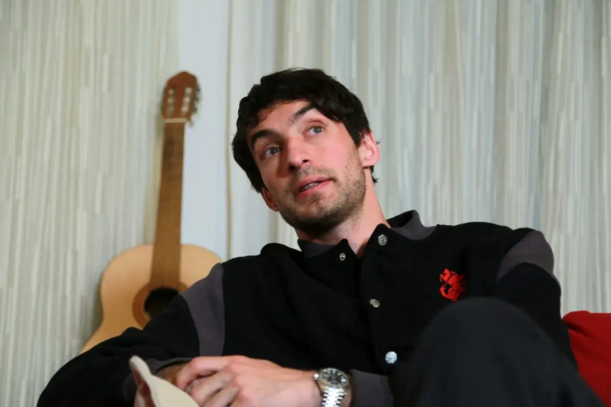 گولسیانی: اوسمار کمک مربی بود!