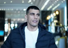 مدافع فولاد : ما برای خودمان بازی می‌کنیم نه سپاهان