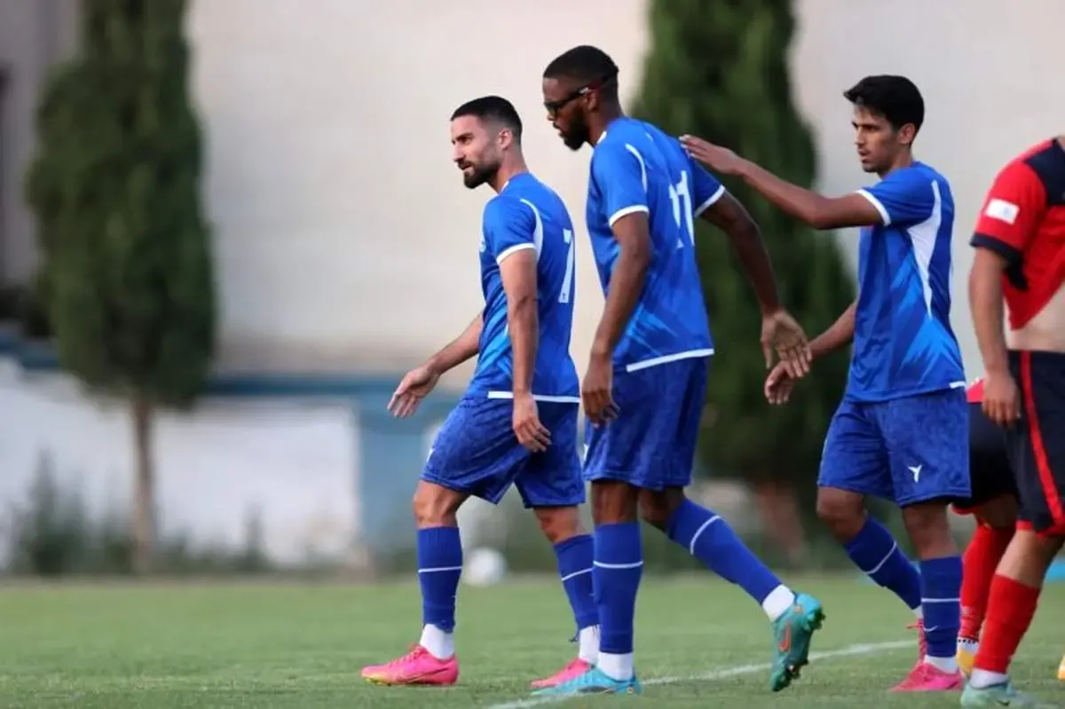 ستاره سابق استقلال ایران را ترک کرد