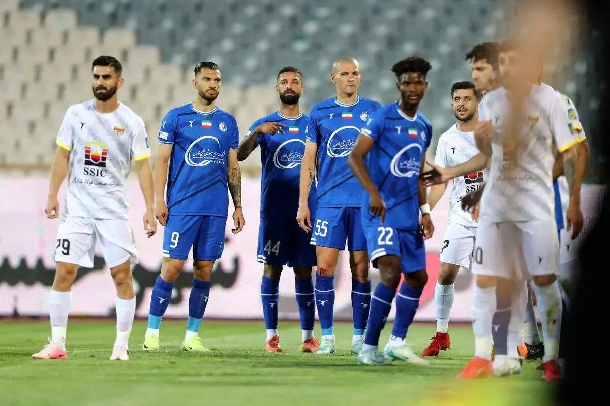 استقلال در شرایط بحرانی!