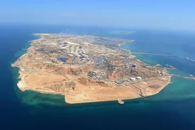 سرنوشت آمریکا در صورت تجاوز به «خارک» چه خواهد بود؟