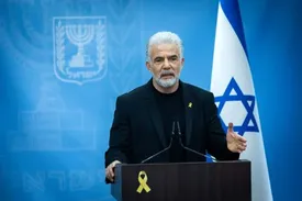 بحران در کابینه صهیونیستی: لاپید آماده توافق با نتانیاهو برای انتخابات زودهنگام