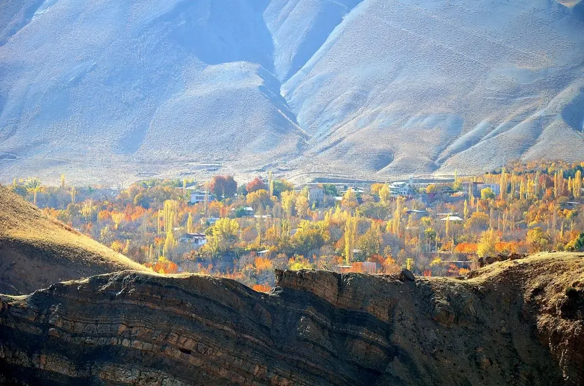 ۳ روستای خارق العاده اطراف تهران که پاییز دیدنی هستند