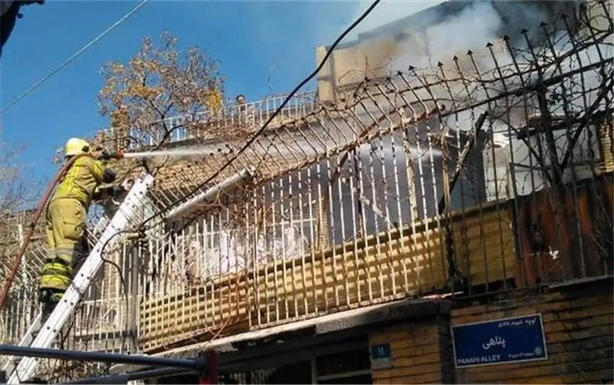 چهارشنبه سوری نیامده 4 قربانی گرفت/ انفجار مرگبار مواد محترقه در خیابان انقلاب