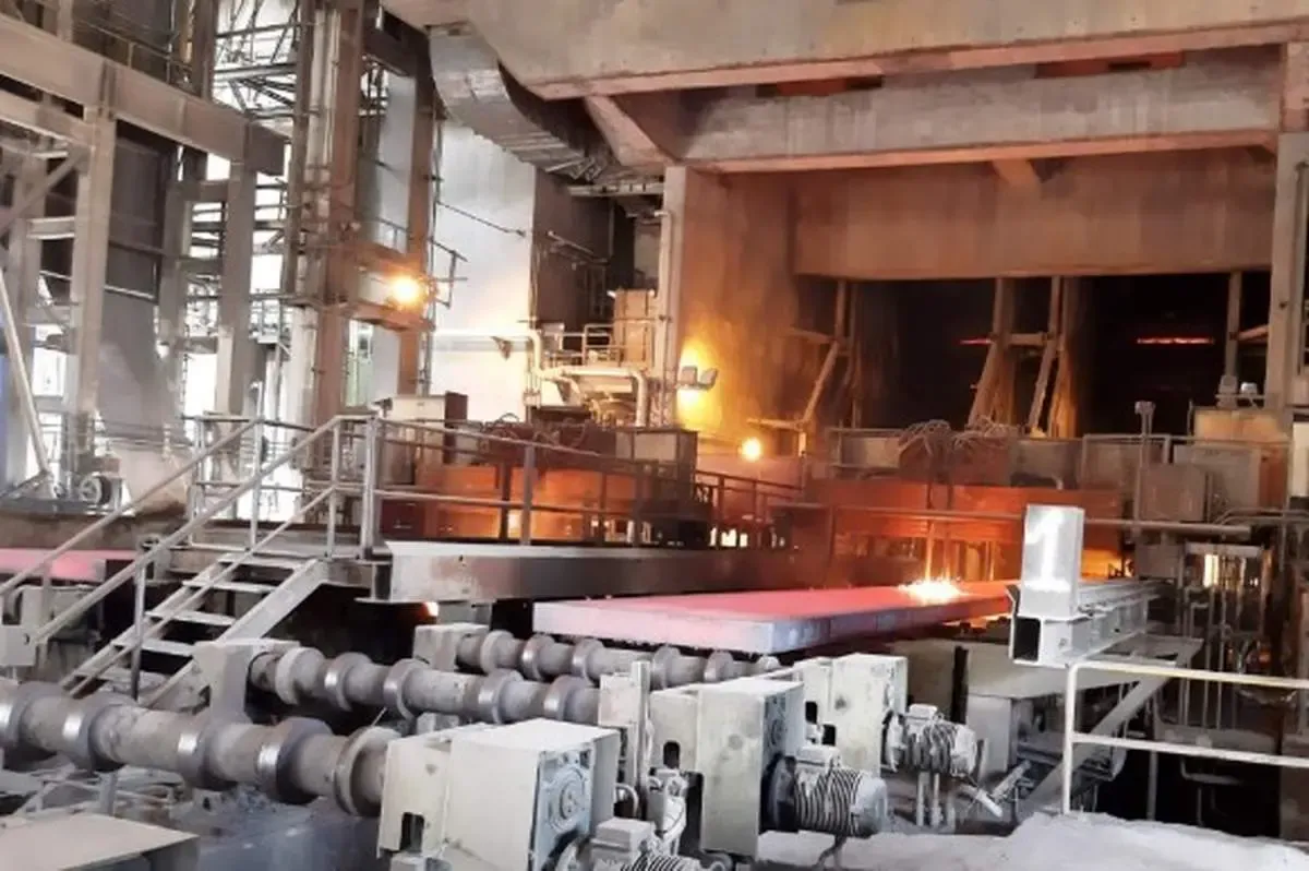 قطار رکوردشکنی فولاد هرمزگان به واحد فولادسازی رسید