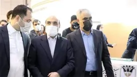 بازدید مدیرعامل گروه صنایع پتروشیمی خلیج فارس از غرفه بانک پارسیان