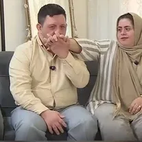 مراسم تشییع امیر حیدری بلاگر قمی و بی تابی همسرش فاطمه/ فیلم
