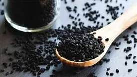 سیاه دانه به درمان کووید ۱۹ کمک می کند