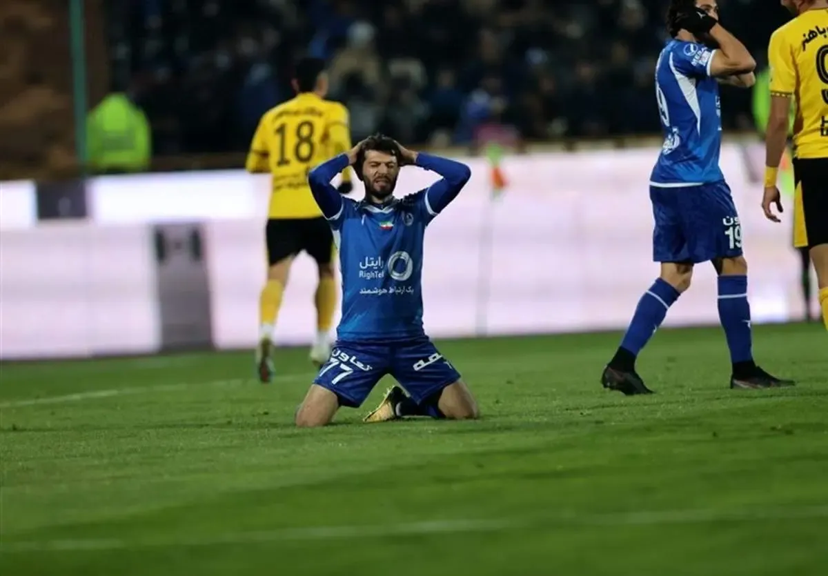 ماشاریپوف پا در گلوی نکونام گذاشته!