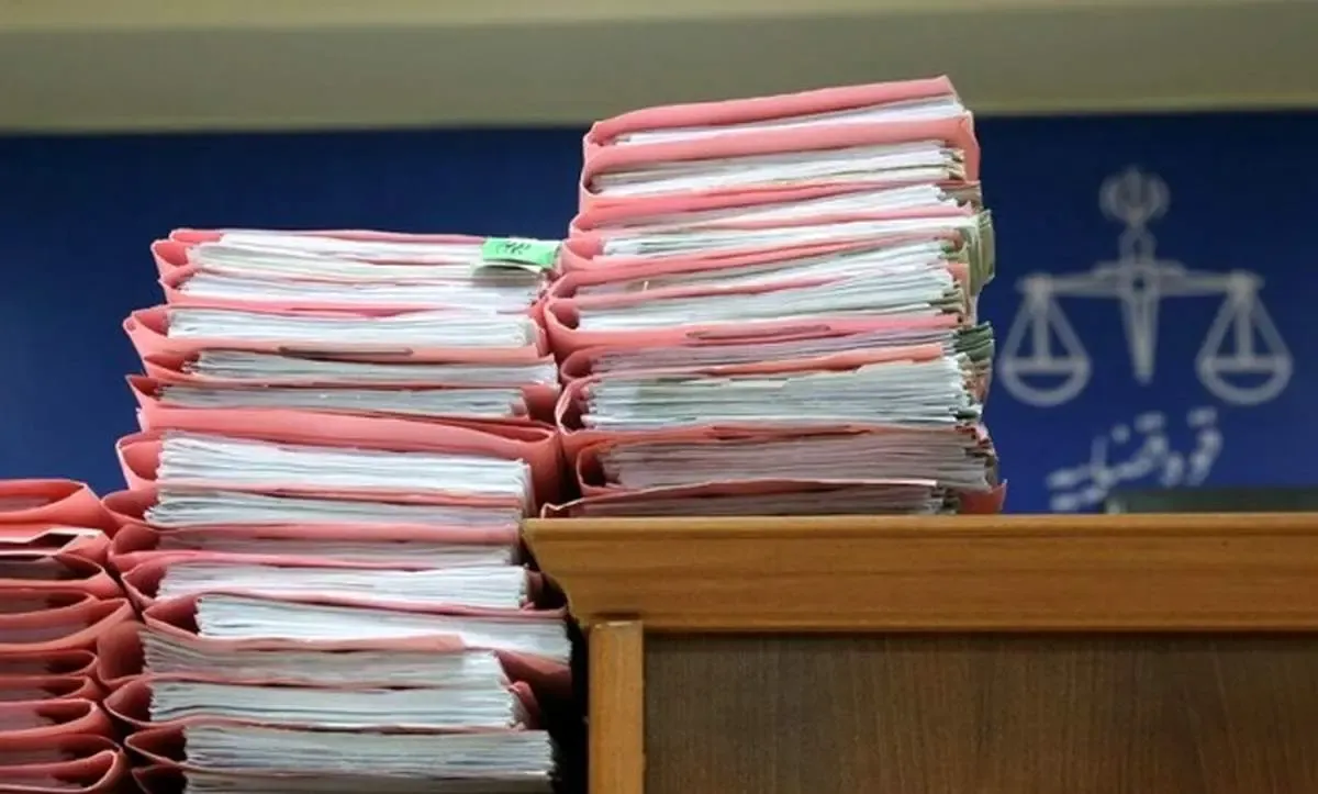 تشکیل پرونده قضایی برای یک بازیگر زن به جرم ارائه مطالب توهین آمیز