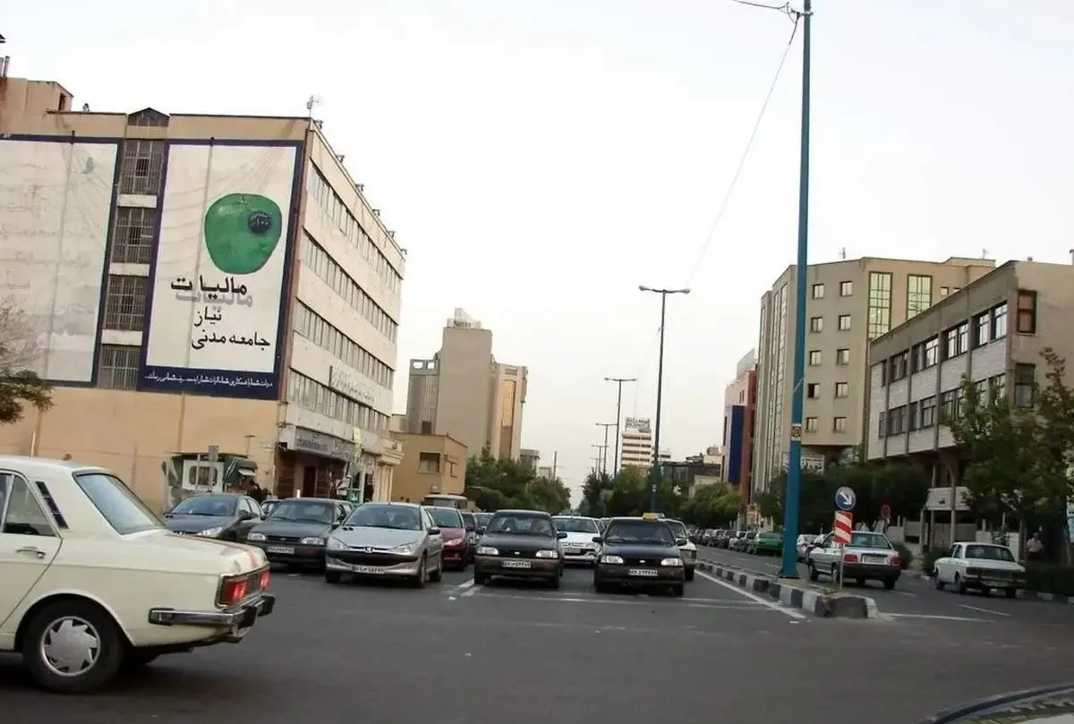 واکنش پلیس به انتشار ویدئوی زنی نیمه‌برهنه اطراف ونک