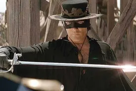 هشدار عجیب اسپیلبرگ به آنتونیو باندراس