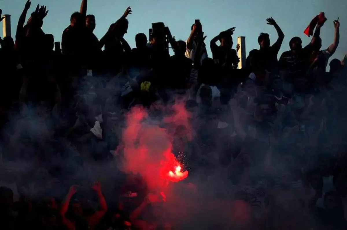 محرومیت یک‌ماهه ۱۳ هوادار پرسپولیس و سپاهان