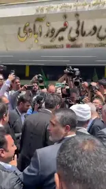 مسعود پزشکیان رای خود را در بیمارستان فیروز آبادی به صندوق انداخت/ ببینید