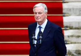 دولت فرانسه سقوط کرد