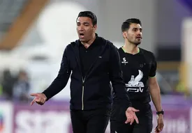 حواشی بازی استقلال و ذوب آهن؛ نکونام قاطی کرده!