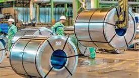 فولاد در صدر ۱۰ شرکت برتر فروشنده