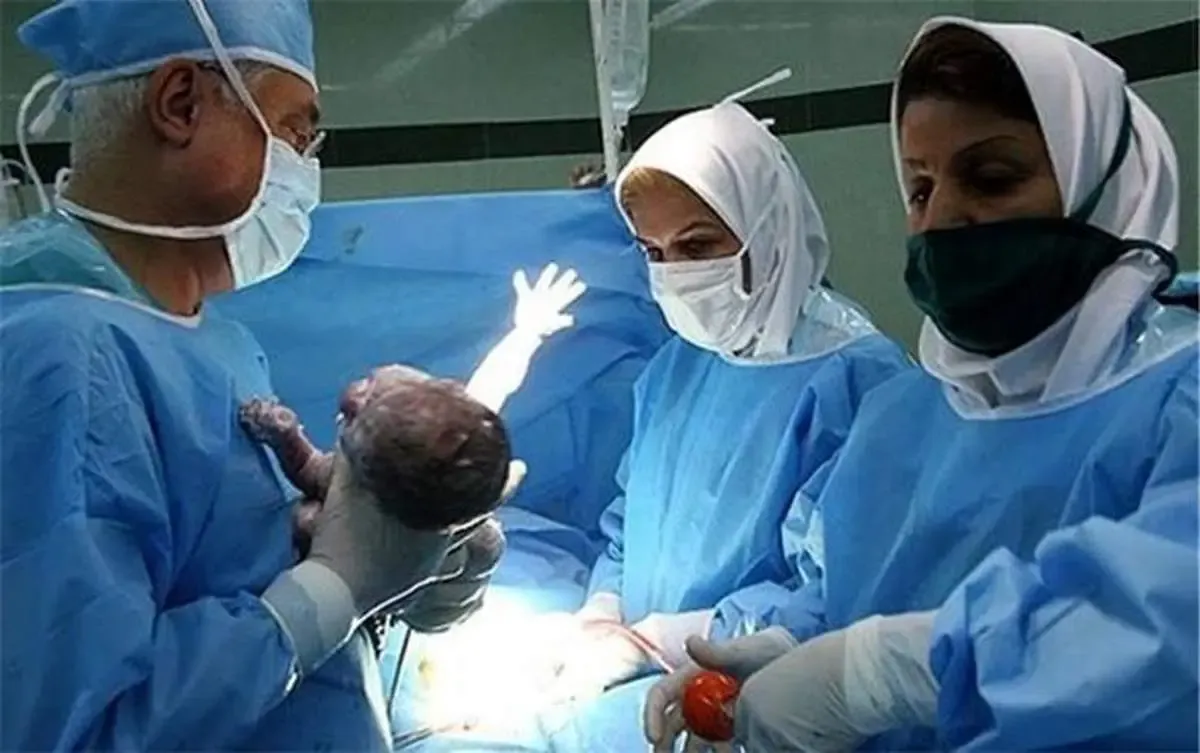 مهاجرت 800 پزشک ماما در سال گذشته / دولت و مجلس فکری بکنند