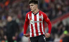 عربستان در لیگ برتر انگلیس هم بازیکن جابه‌جا می‌کند