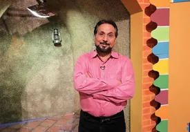 مجری مشهور در بیمارستان بستری شد