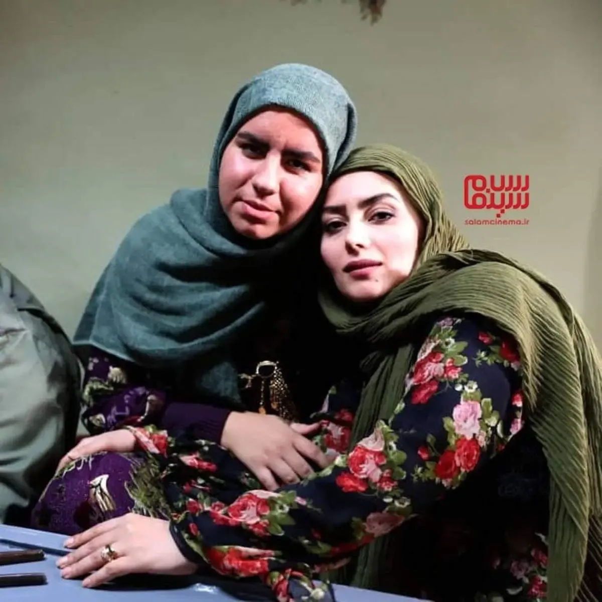 تصاویر جدید از دختران سریال نون خ