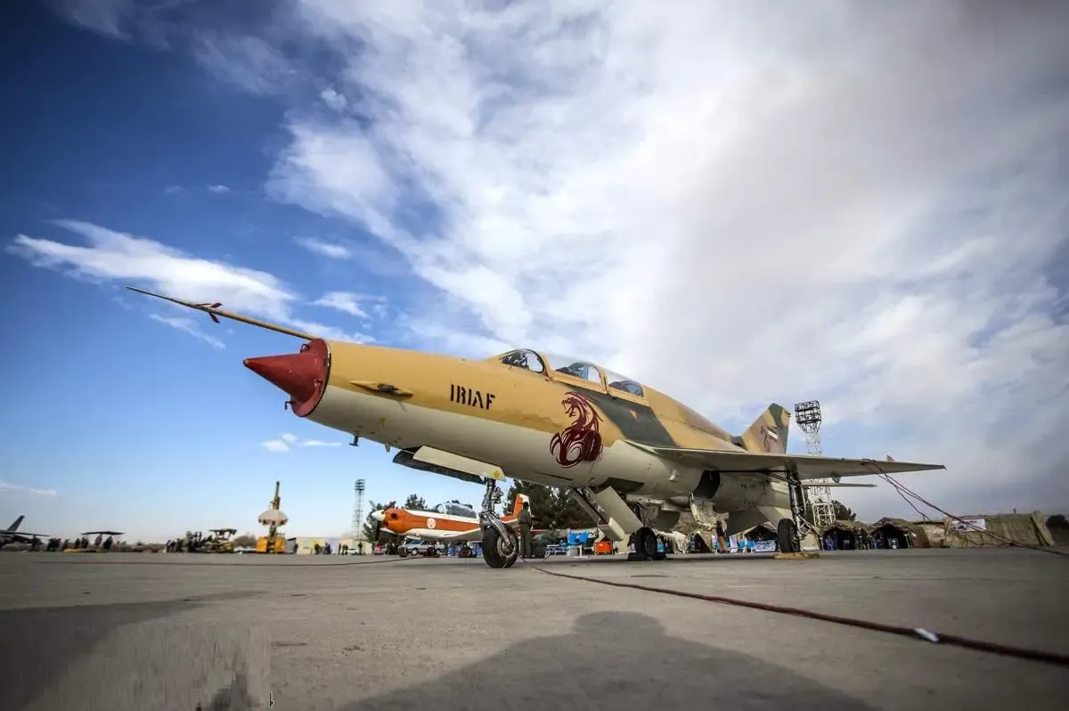 تصاویری از وضعیت پایگاه شکاری و فرودگاه اصفهان / فیلم