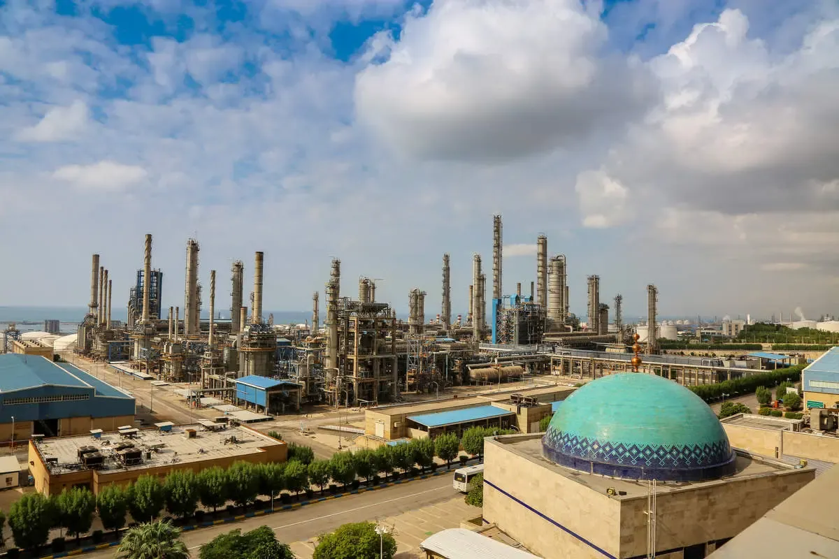 رشد 130 درصدی همکاری با شرکت های فناور و دانش بنیان در پتروشیمی نوری