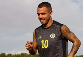 تصویری عجیب از پای مصدوم بازیکن سپاهان