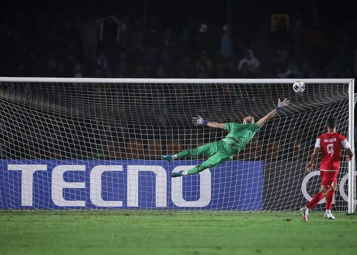 ادعاهای رسانه‌ای رد شد/ گندوز در پرسپولیس می‌ماند