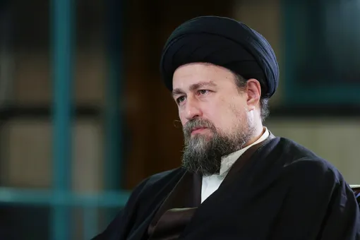 تبریک سید حسن خمینی به سومین رهبر انقلاب / امروز آنچه مهم است، حفظ ایران عزیز و جمهوری اسلامی است