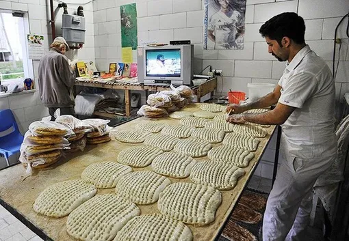 قیمت نان در استان تهران چند؟ / قیمت جدید نان لواش، تافتون، بربری و سنگک را ببینید