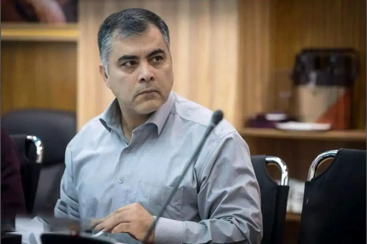 لباس متفاوت وزیر نفت در منطقه عملیاتی خارک/عکس