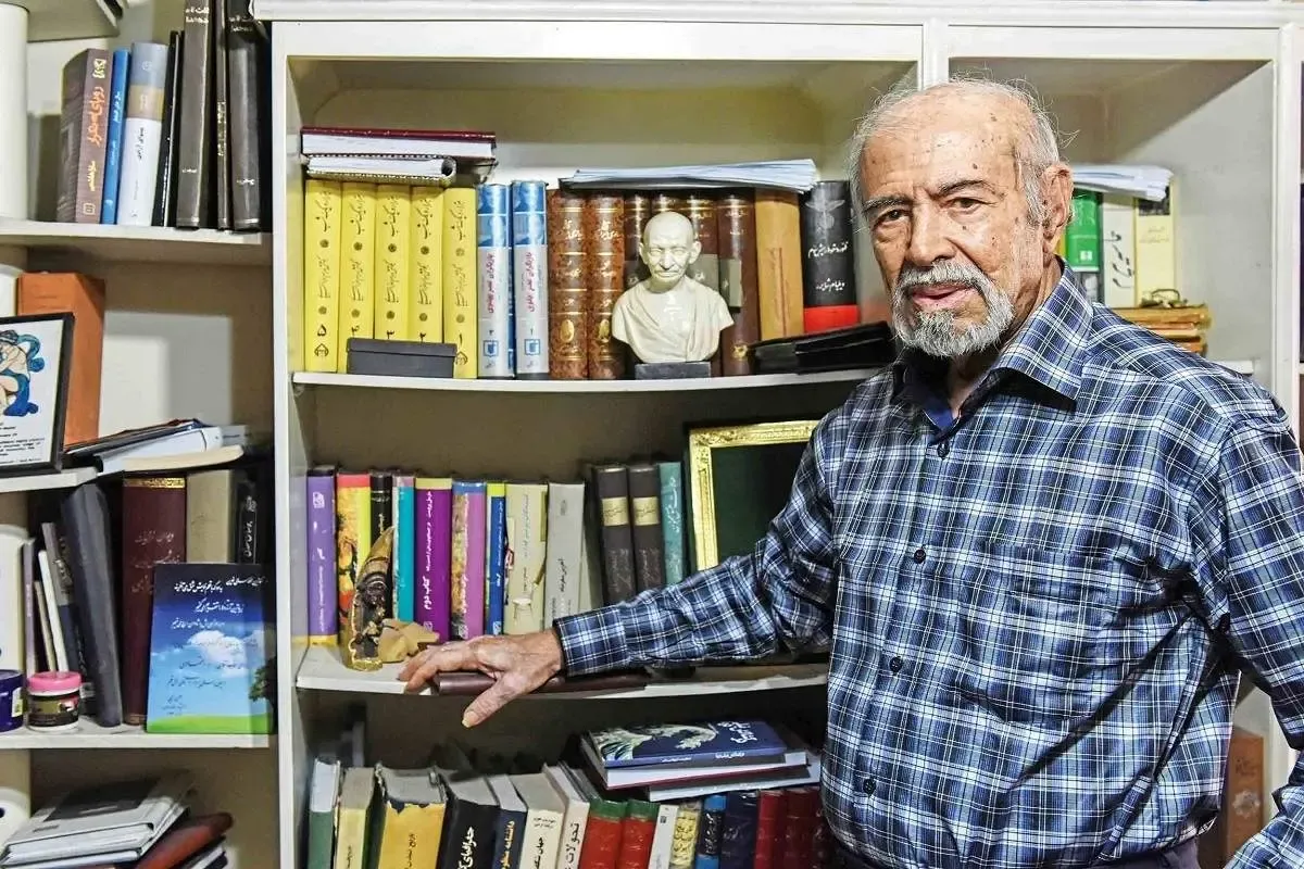 ر. اعتمادی از دنیا رفت | خداحافظی با نویسنده داستان‌های عاشقانه نوجوانی