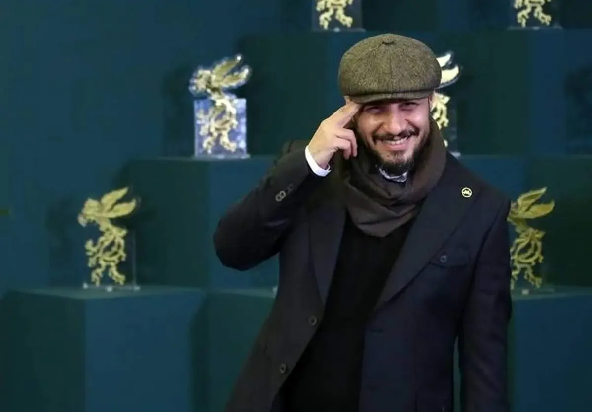 جواد عزتی در جشنواره فجر کنار زوج جذابش در دردسرهای عظیم/ فیلم