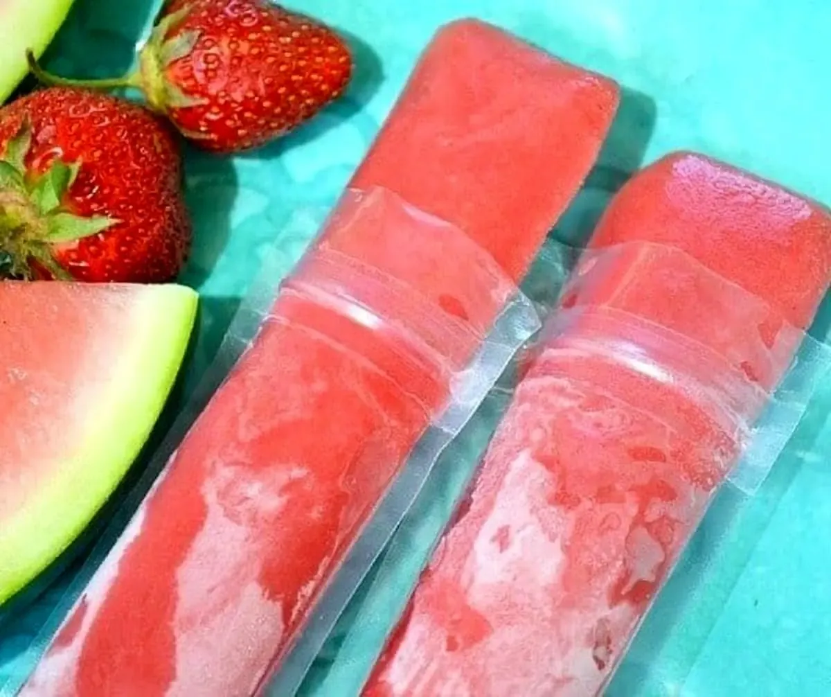 یخمک هندوانه یک دسر خوشمزه برای کودکان در تابستان