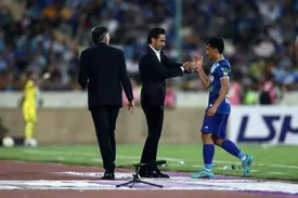 حمایت تمام قد فرهاد مجیدی از صالح حردانی/ عکس